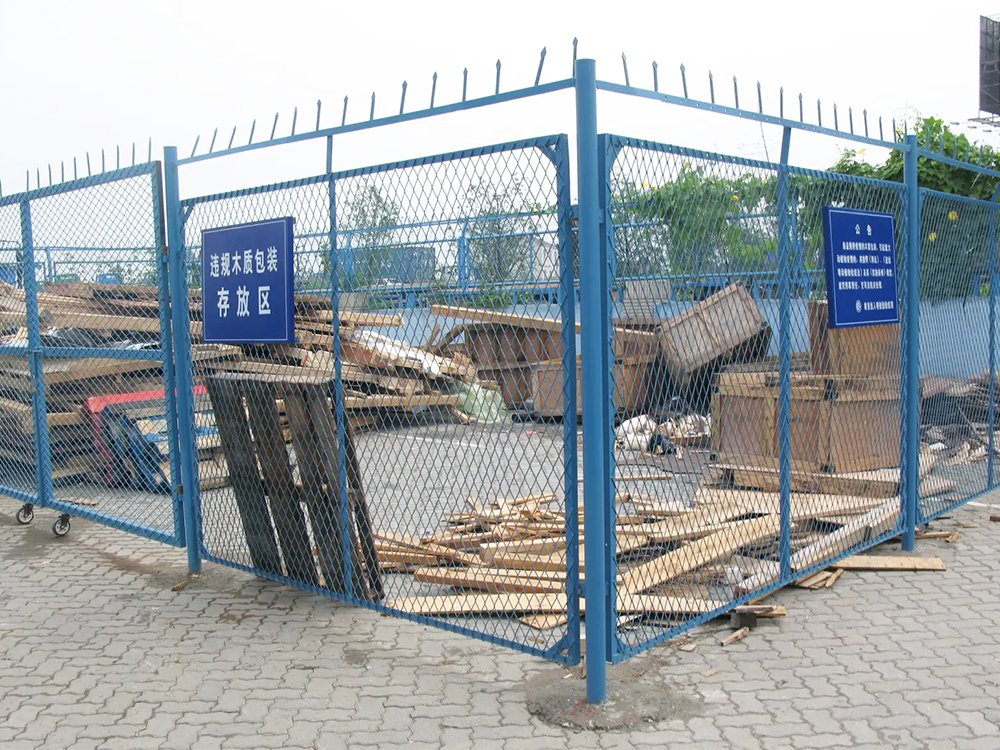 鋼板網護欄 鋼板網護欄